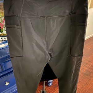 Victoria Sport Leggings - Black - Mesh Side Legs - Size Medium